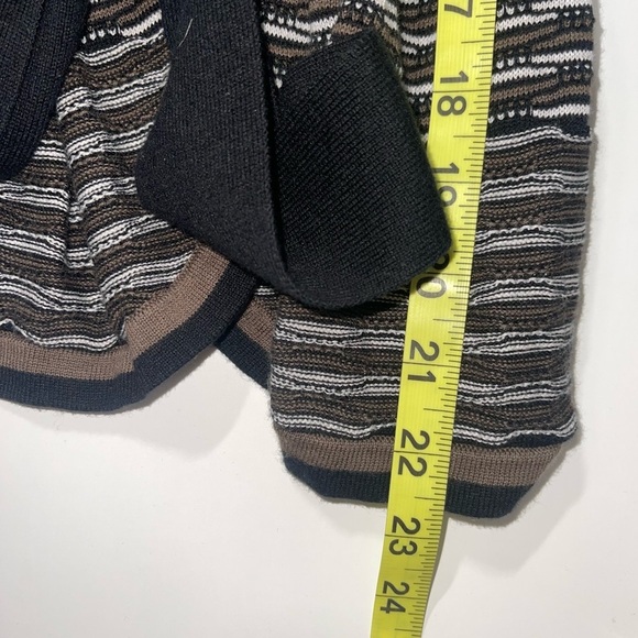 BCBGMaxAzria Black & White Striped Wrap Belted Cardigan Small Women’s - Picture 8 of 10